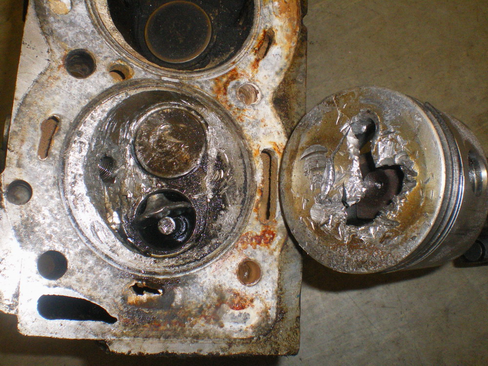 News Catastrophic Valve Spring Failure Triumph Stag Restoration